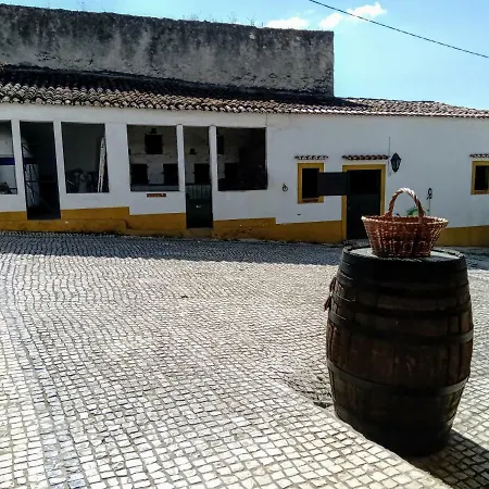 Quinta Do Banco Holiday home *
