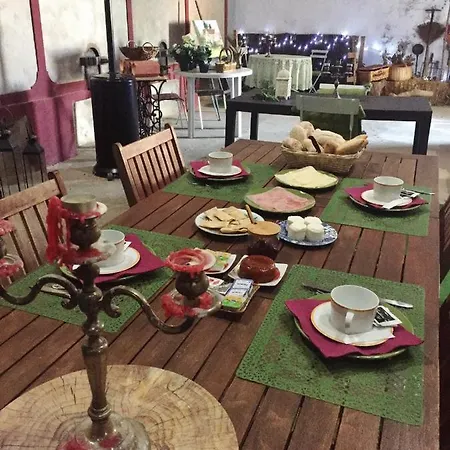 Quinta Do Banco Holiday home *